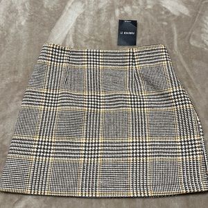 Forever 21 mustard and brown plaid skirt NWT small